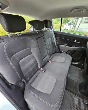 Kia Sportage cena 56999 przebieg: 113279, rok produkcji 2015 z Poznań małe 379